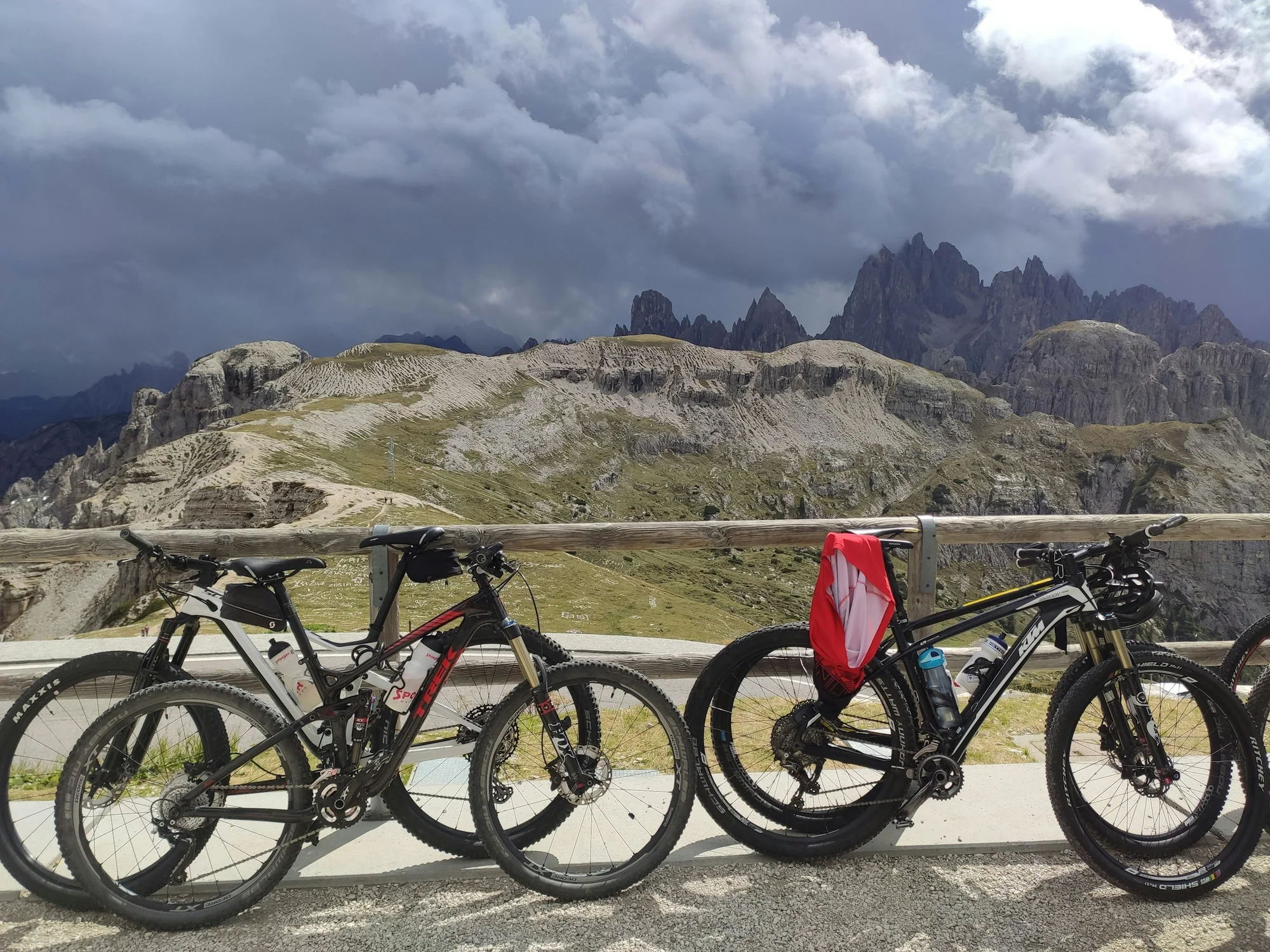 Hardtail, Full Suspension, or Gravel Bike: Which is Best for You?