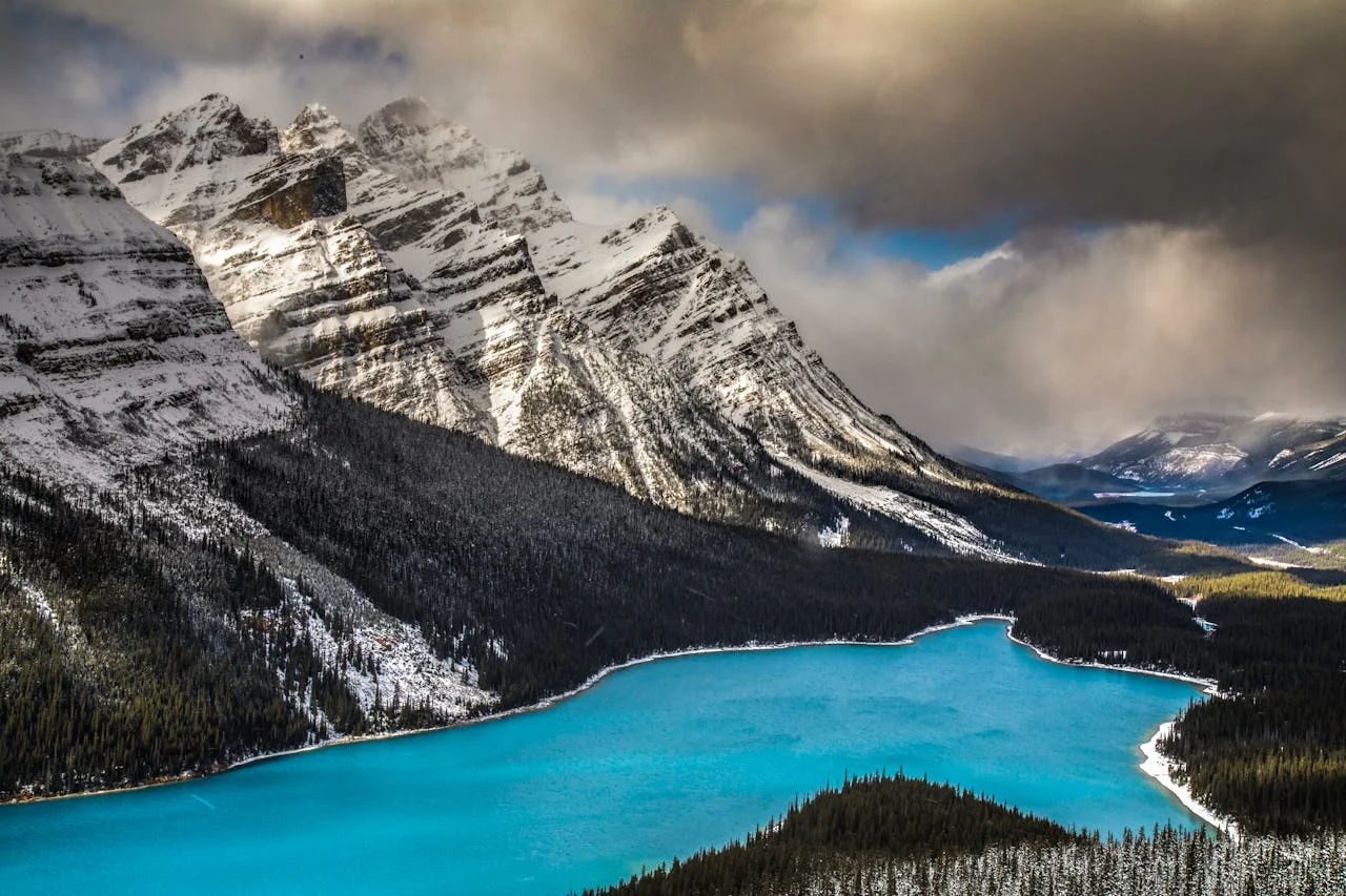 Unforgettable Scenic Routes Through the Canadian Rockies
